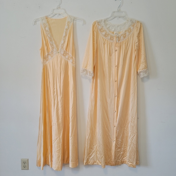 jcpenney Intimates & Sleepwear Vintage Jcpenny Peach Nylon Lace